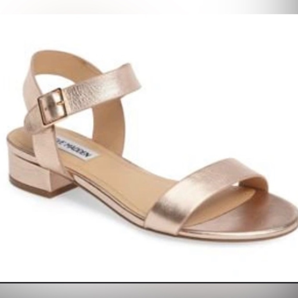 Steve Madden Rose Gold Sandal Sz7